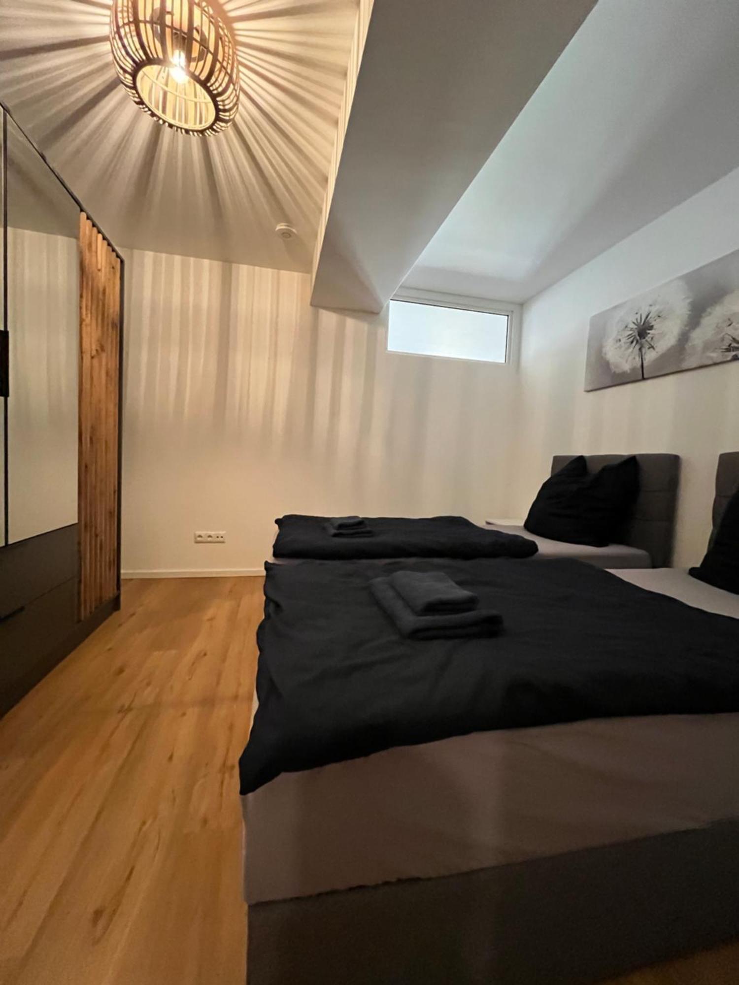 Traumhafte Business & Relax Direkt Im Stadtkern Oettingens By Elation Homes
