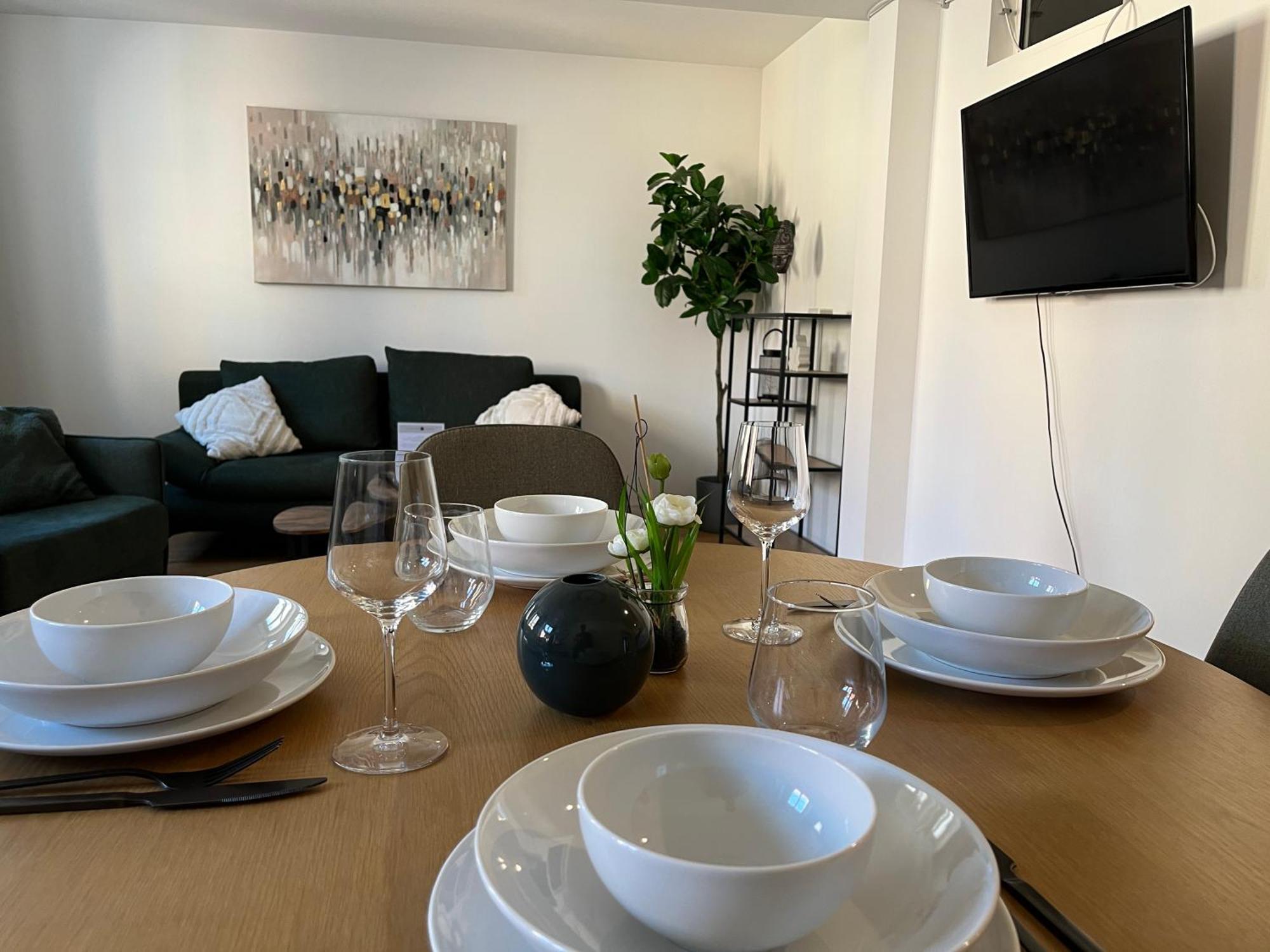 Traumhafte Business & Relax Direkt Im Stadtkern Oettingens By Elation Homes Apartment