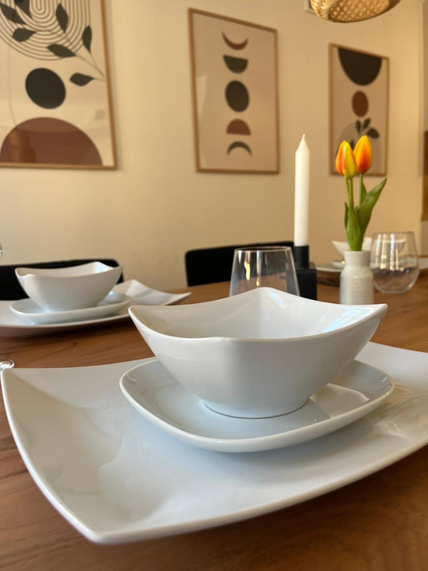 Traumhafte Business & Relax Direkt Im Stadtkern Oettingens By Elation Homes Oettingen in Bayern