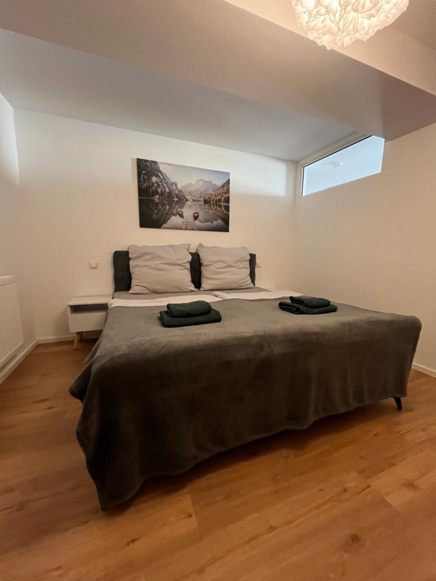 Traumhafte Business & Relax Direkt Im Stadtkern Oettingens By Elation Homes
