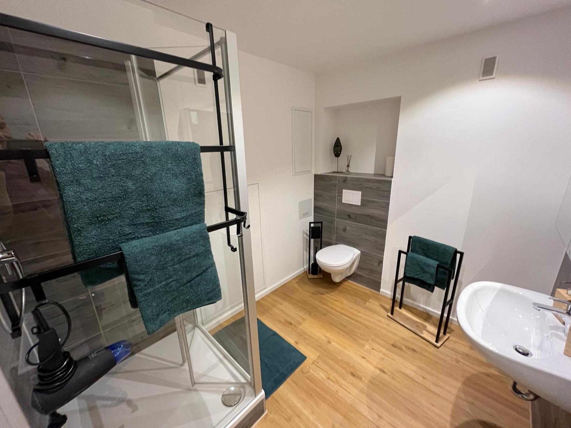 Traumhafte Business & Relax Direkt Im Stadtkern Oettingens By Elation Homes Oettingen in Bayern